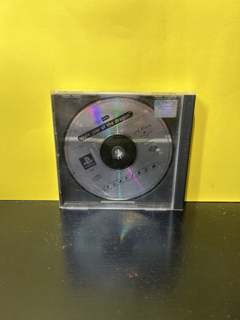 PS1 SPYRO: YEAR OF THE DRAGON (SIN MANUAL NI PORTADA)