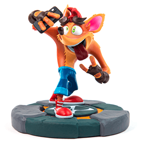 FIGURA CRASH BANDICOOT (CON CAJA)