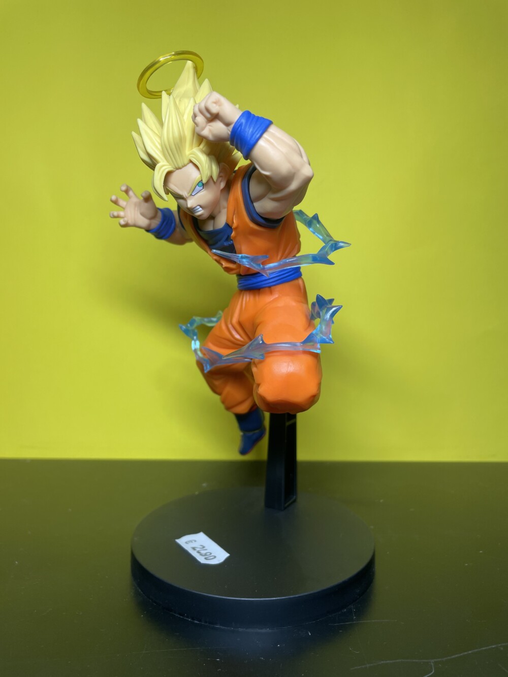 FIGURA GOKU SUPER SAIYAN 2 DRAGON BALL
